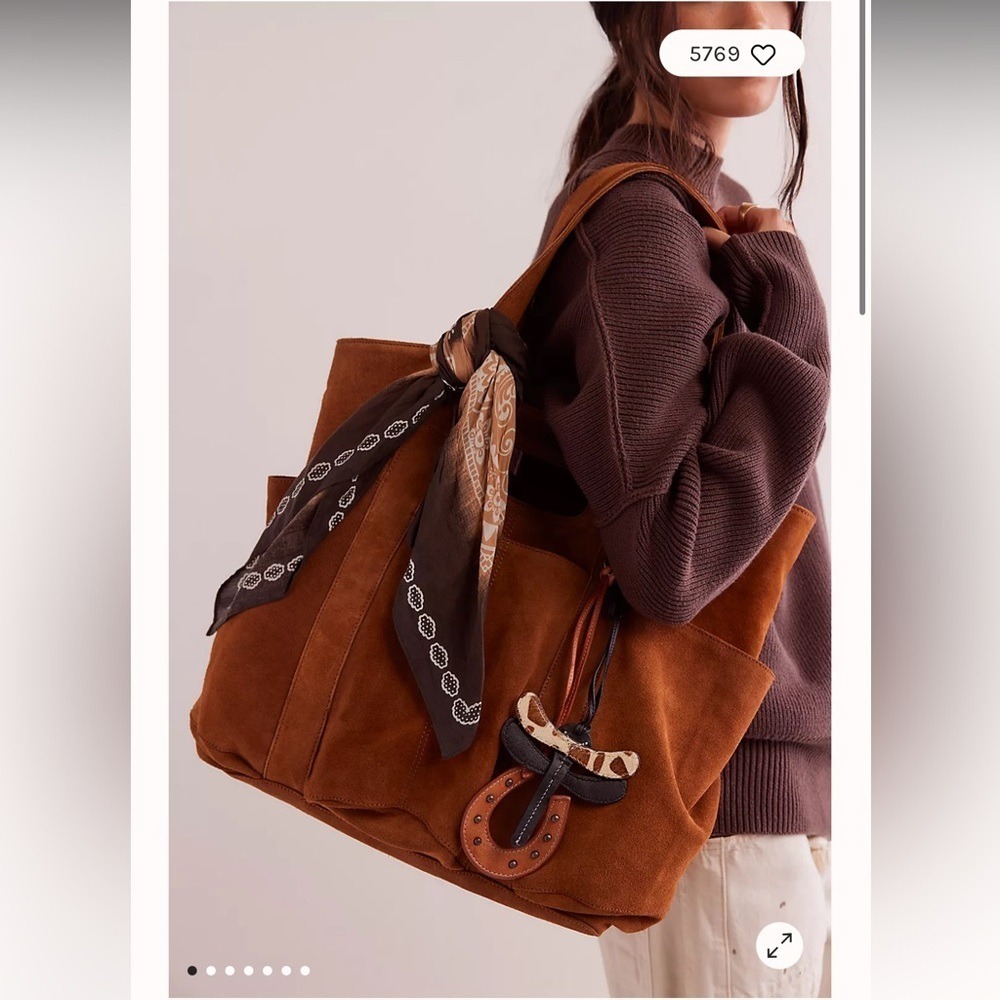 Free People Suede Caravan Tote 100 Percent Leather (suede) in‎ grey